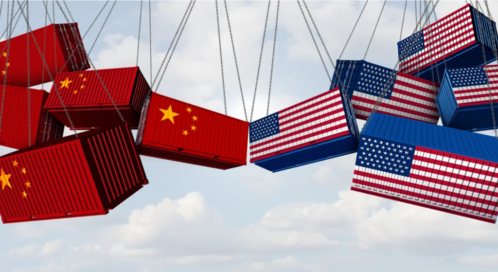 Apple Posts Profits Before Tariffs