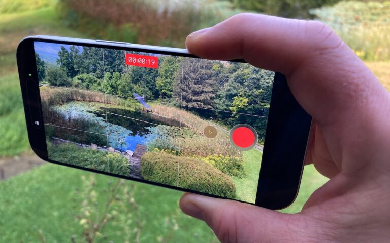Take Quick Videos with the Camera Control